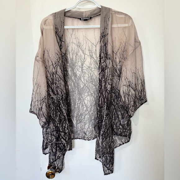 🎉4/30$🎉 Buffalo David Bitton Sheer Tree Print Kimono - Size S - Picture 1 of 5
